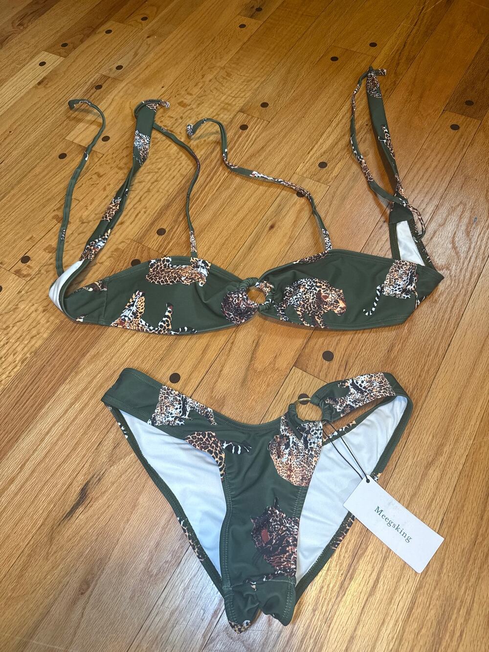 NEW Green Cheetah Print Bikini Swimsuit Womens Sz S Two Piece Swim Set